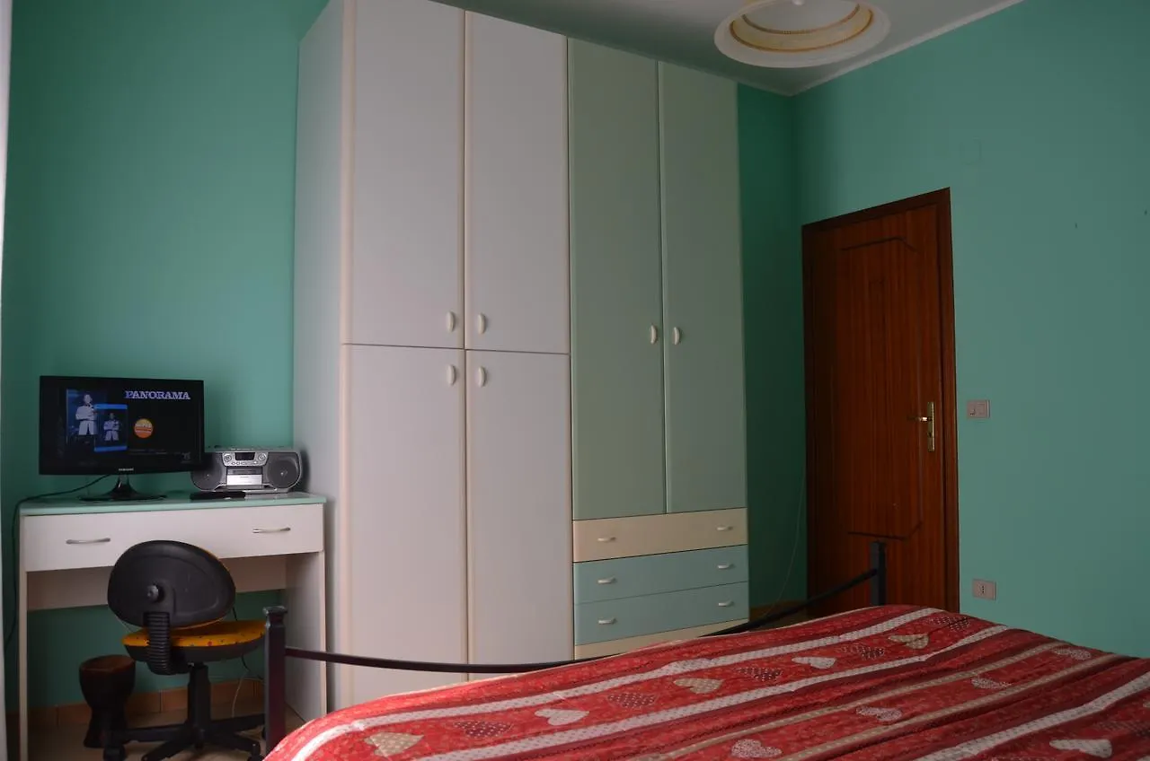 Enzo'S Homestay Gaggi 0*,  Itália